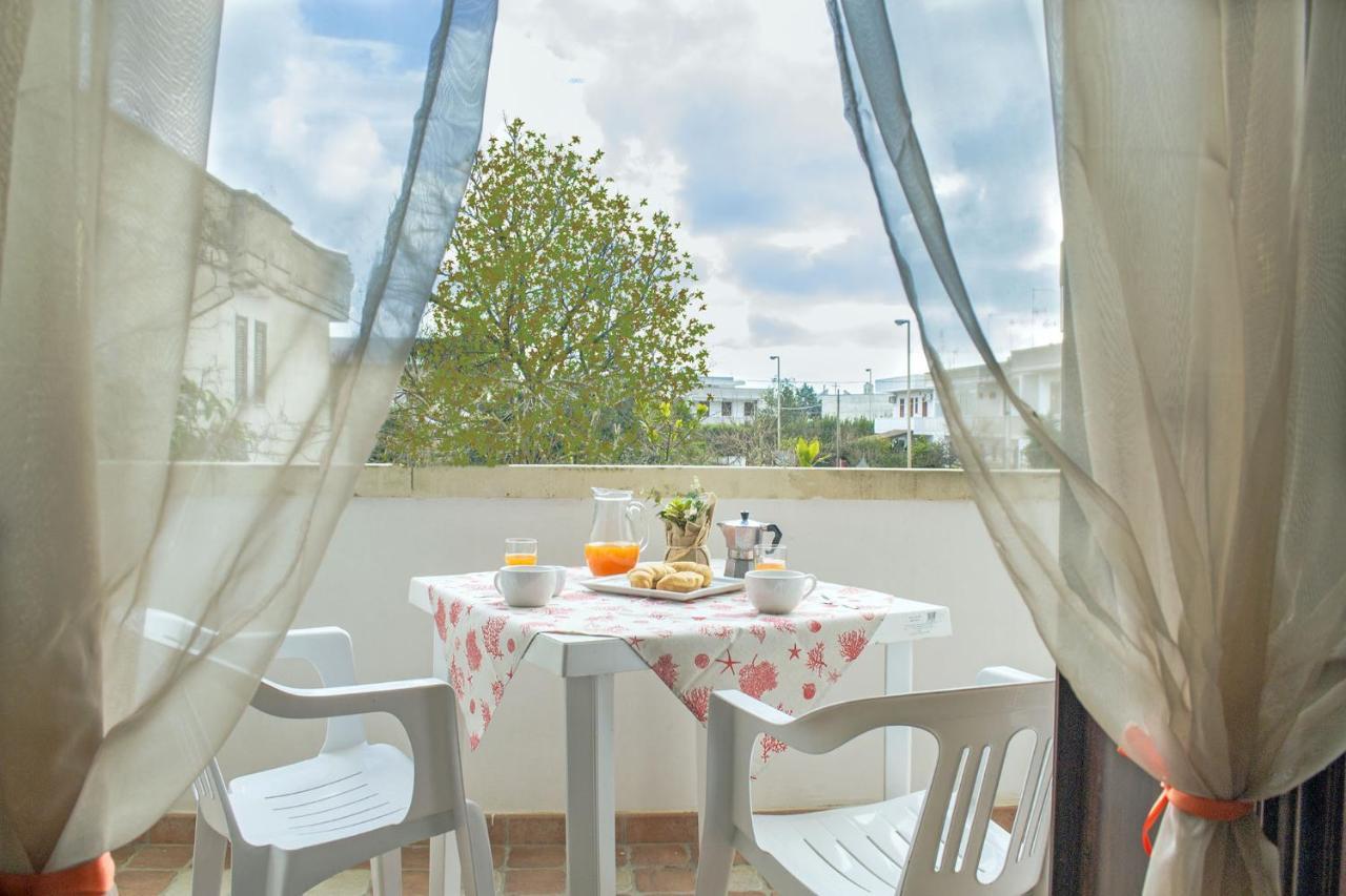 Residence Borgo Latino- Localo Torre dell'Orso Eksteriør bilde